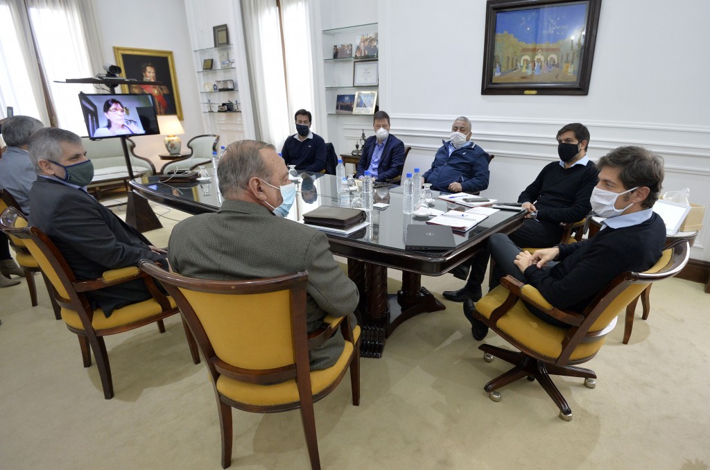 200505_AK_REUNION _INTENDENTES_DSN0736