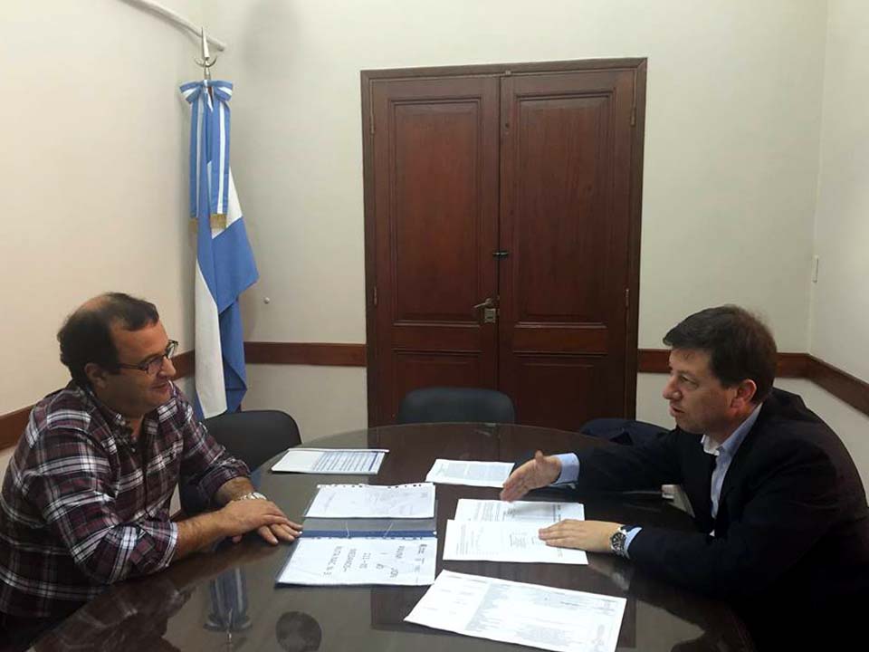 12974346_475704065952644_57855640379743312_n