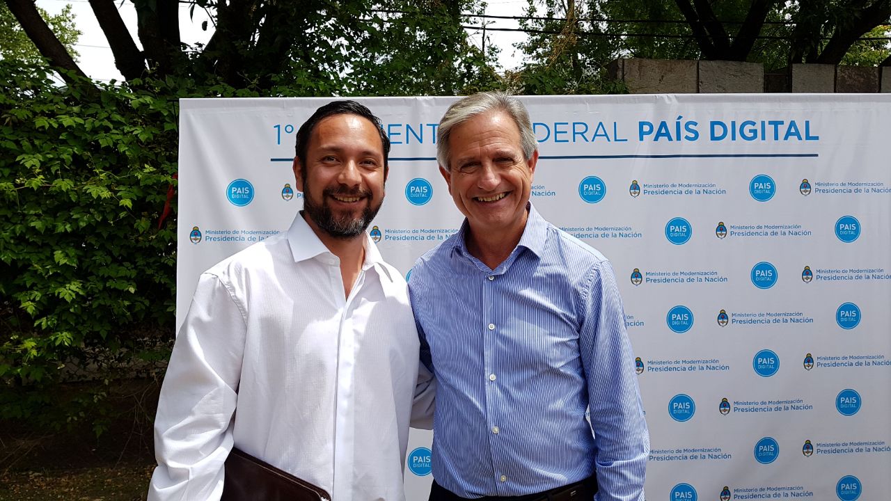 WhatsApp Image 2017-12-14 at 23.20.27 (1)