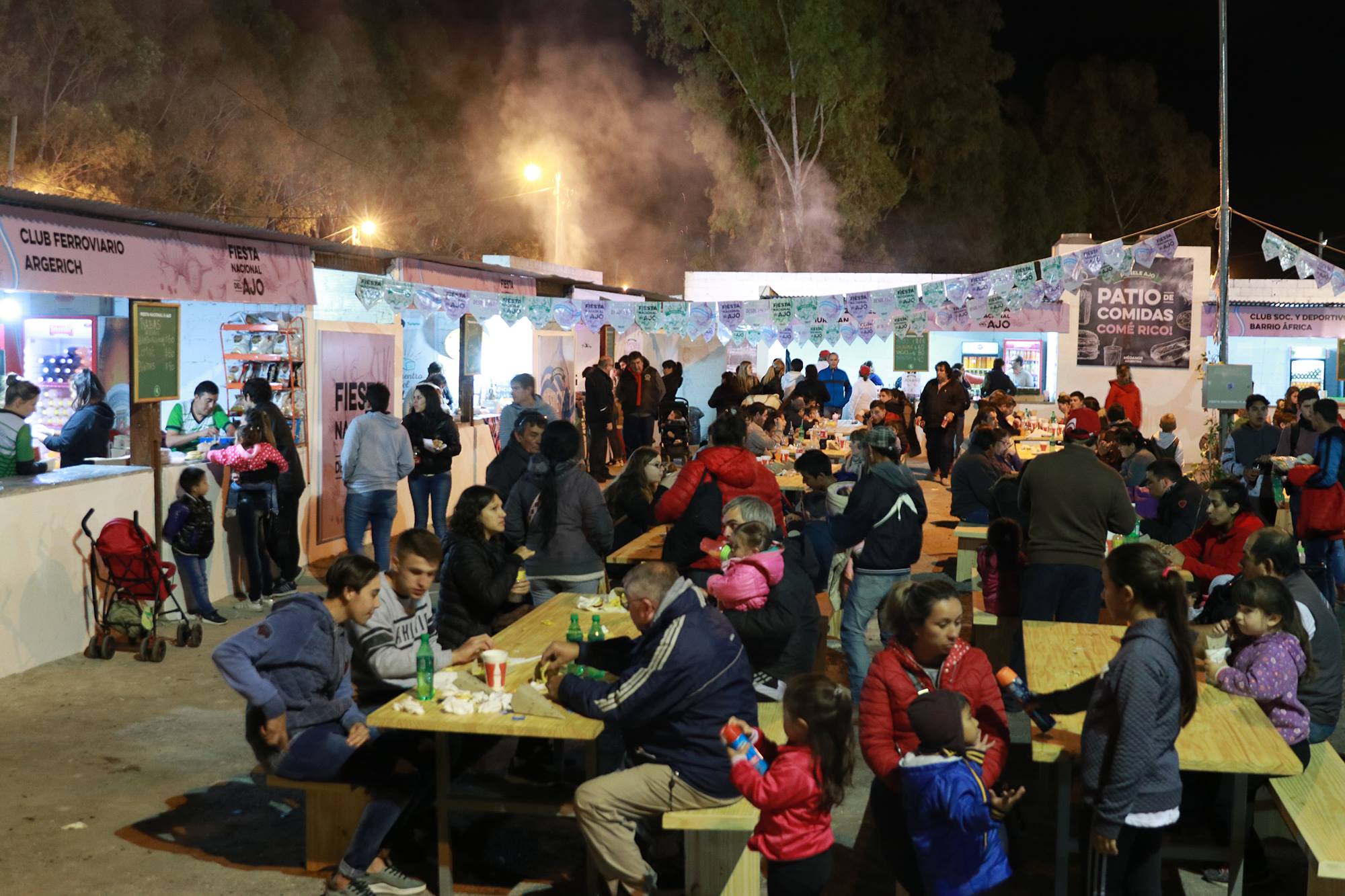 23213171_186480408575920_58884849649196944_o