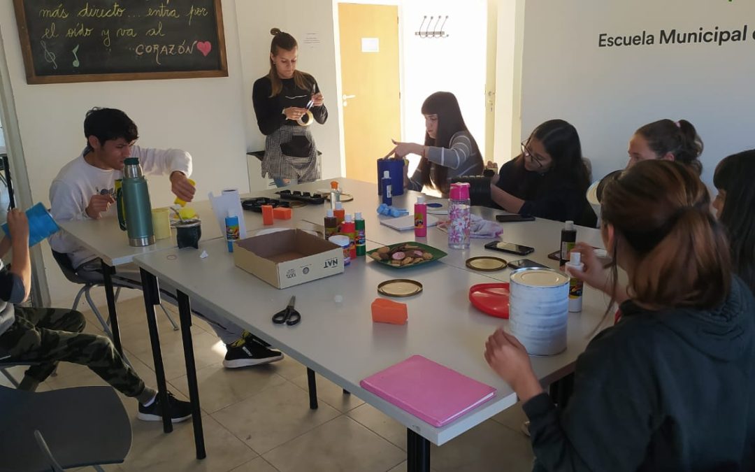 BUSQUEDA LABORAL: TALLERISTA Y PERSONAL PARA EQUIPO DE ENVION
